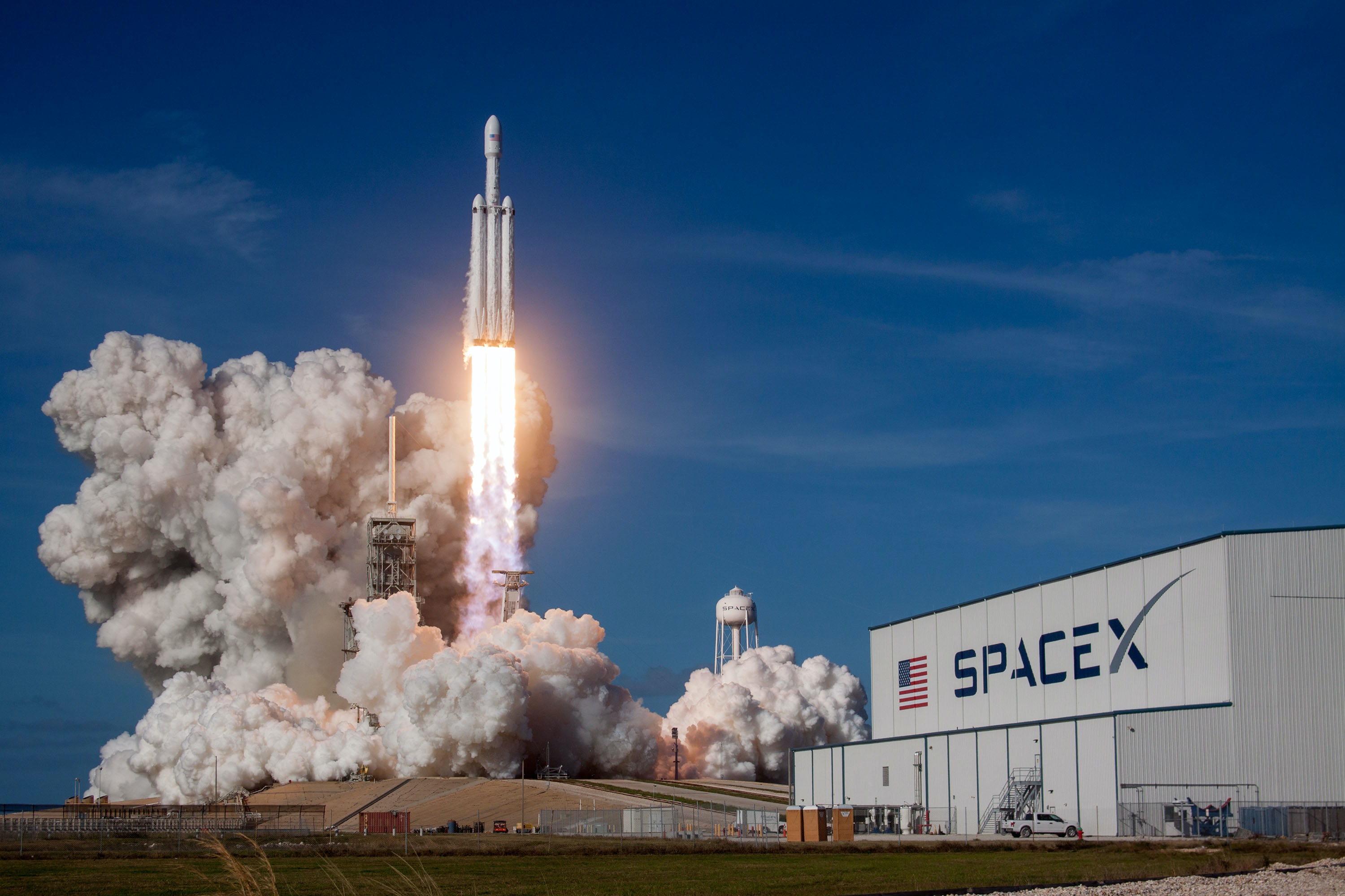 SpaceX launches 60 More Starlink satellites